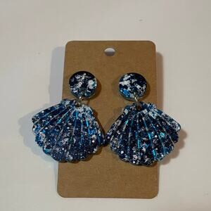 Handmade epoxy resin seashell‎ earrings - chunky blue and white mixed glitter